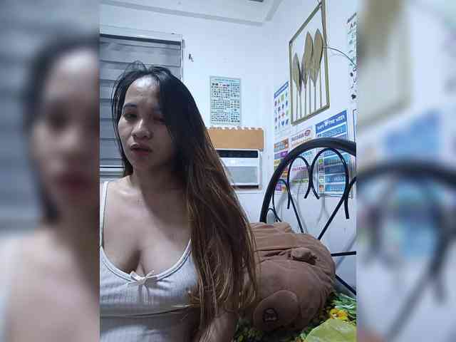 SLUTTYBABE69 webcam