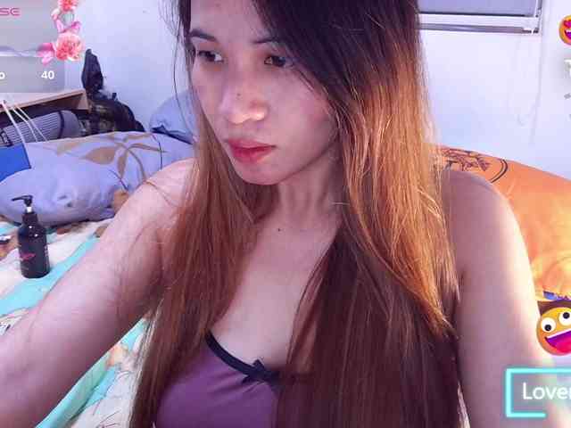 SLUTTYBABE69 webcam
