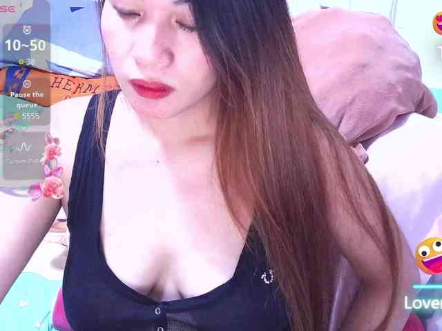 SLUTTYBABE69 webcam