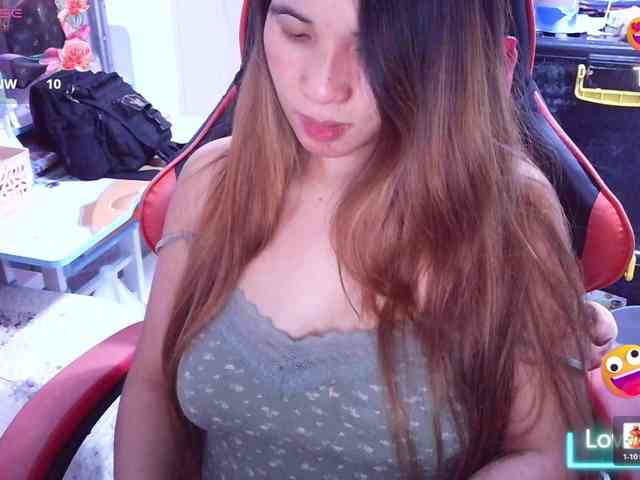 SLUTTYBABE69 webcam