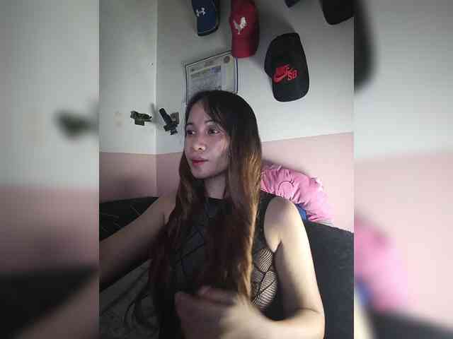 SLUTTYBABE69 webcam