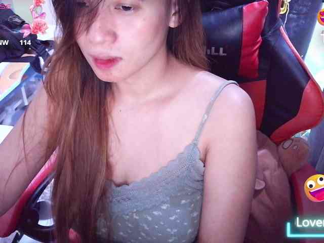SLUTTYBABE69 webcam