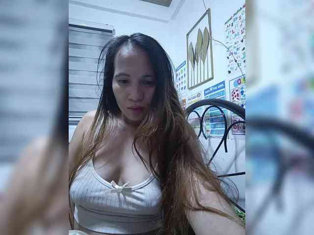 SLUTTYBABE69 webcam