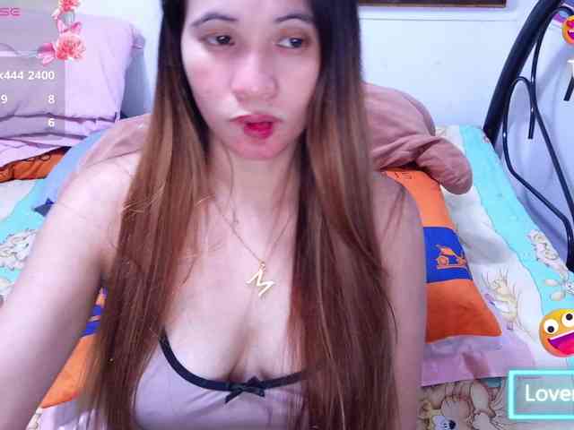 SLUTTYBABE69 webcam