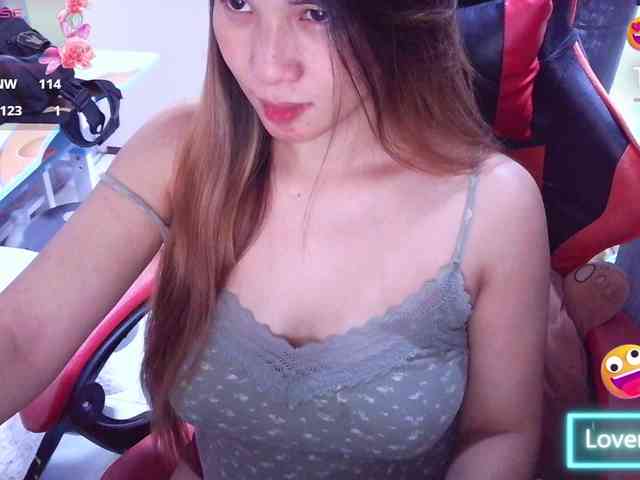 SLUTTYBABE69 webcam