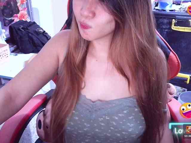 SLUTTYBABE69 webcam
