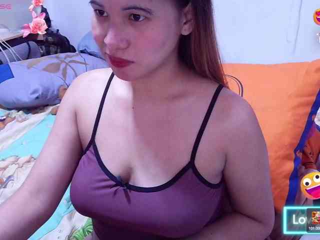 SLUTTYBABE69 webcam