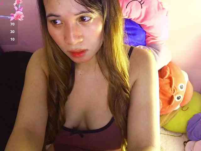 SLUTTYBABE69 webcam
