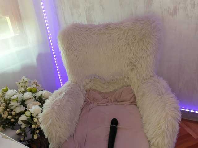 ElisaBaxter live cam on BongaCams