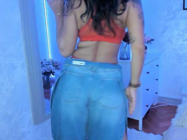 ElisaBaxter live cam preview