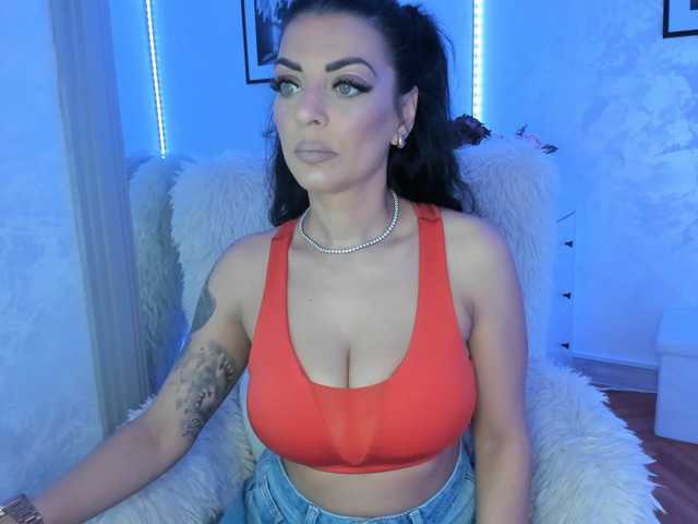 ElisaBaxter live cam preview