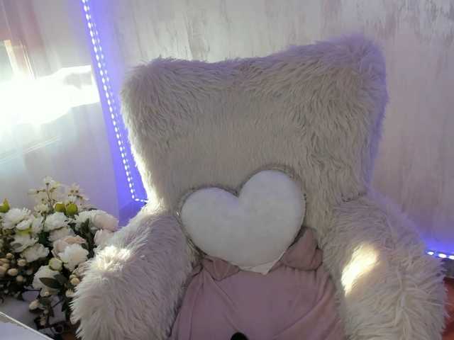 ElisaBaxter live cam on BongaCams
