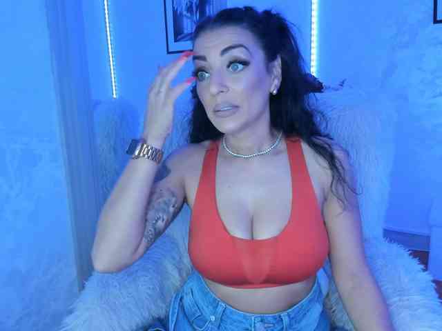 ElisaBaxter webcam