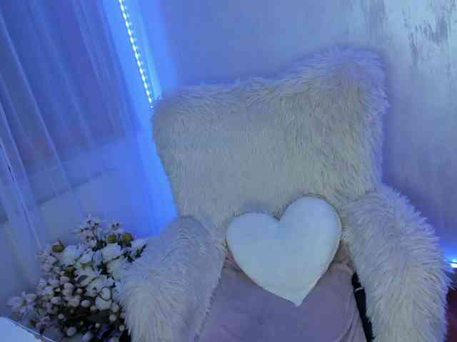 ElisaBaxter webcam