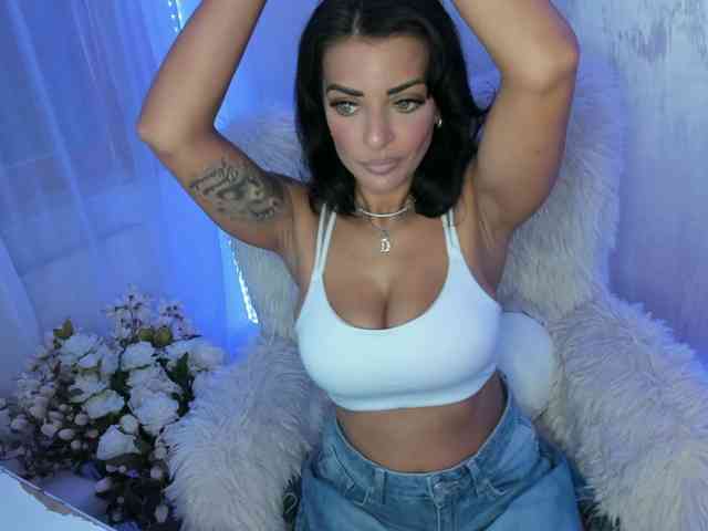 ElisaBaxter webcam