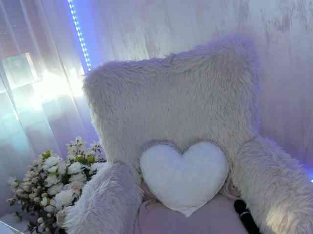 ElisaBaxter webcam