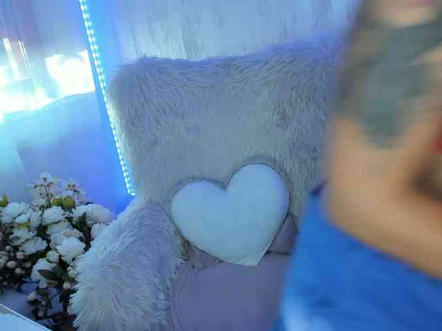 ElisaBaxter webcam