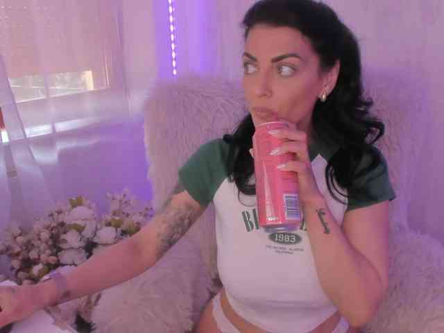 ElisaBaxter webcam