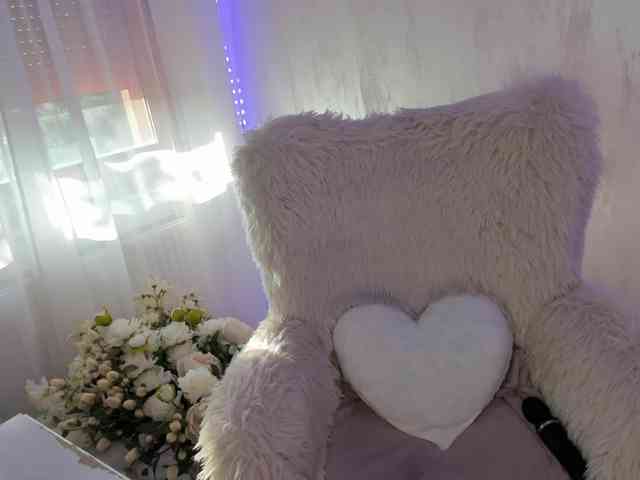 ElisaBaxter webcam