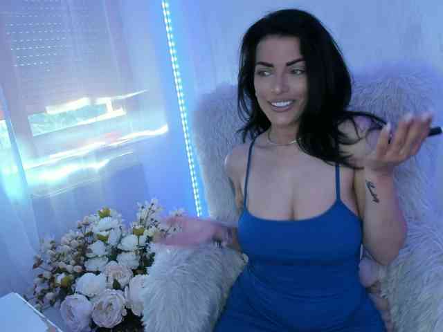 ElisaBaxter webcam