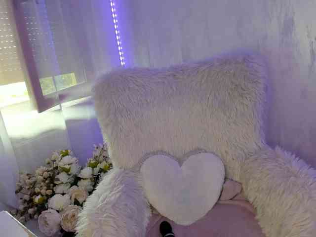 ElisaBaxter webcam