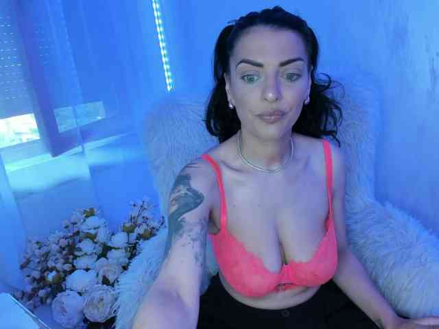 ElisaBaxter webcam