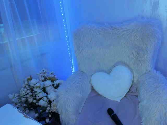 ElisaBaxter webcam