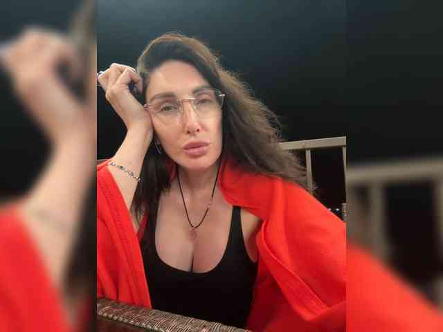 liza-virgin webcam