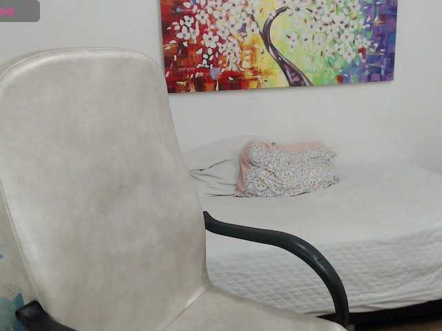 tiffany-69 live cam on BongaCams