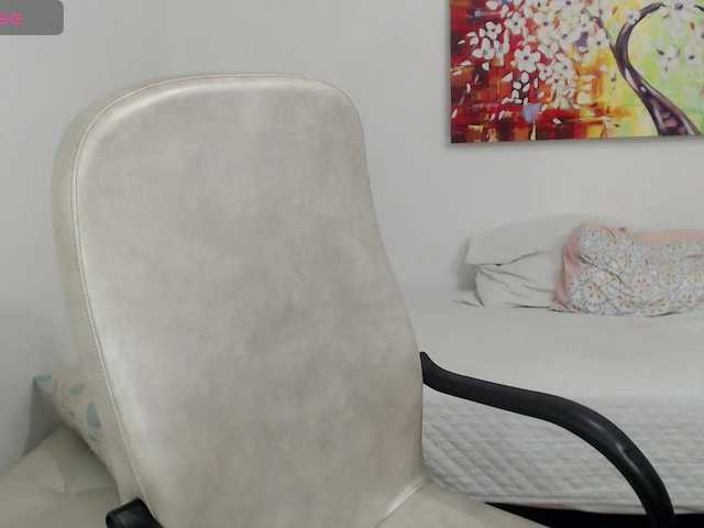 tiffany-69 live cam on BongaCams