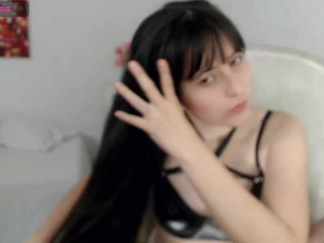 tiffany-69 live cam on BongaCams