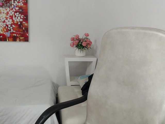 tiffany-69 live cam on BongaCams