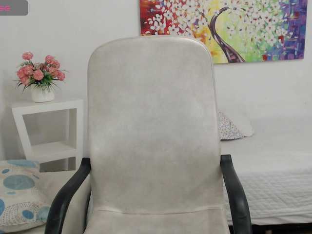 tiffany-69 live cam on BongaCams