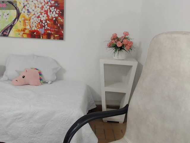 tiffany-69 live cam on BongaCams