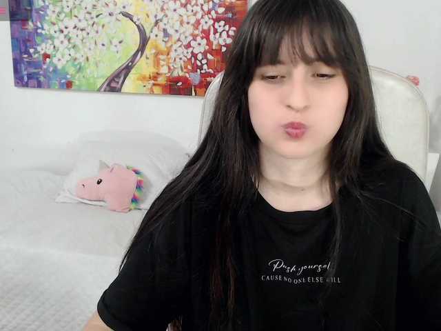 tiffany-69 live cam on BongaCams