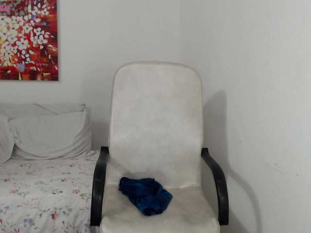 tiffany-69 live cam on BongaCams