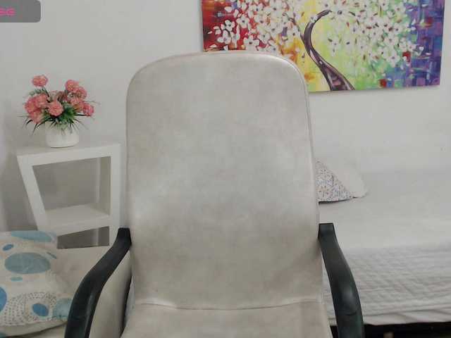 tiffany-69 live cam on BongaCams