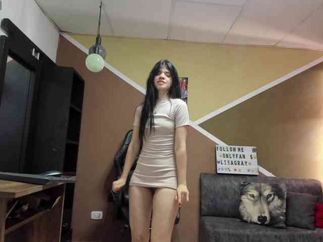 Model: LisaGray