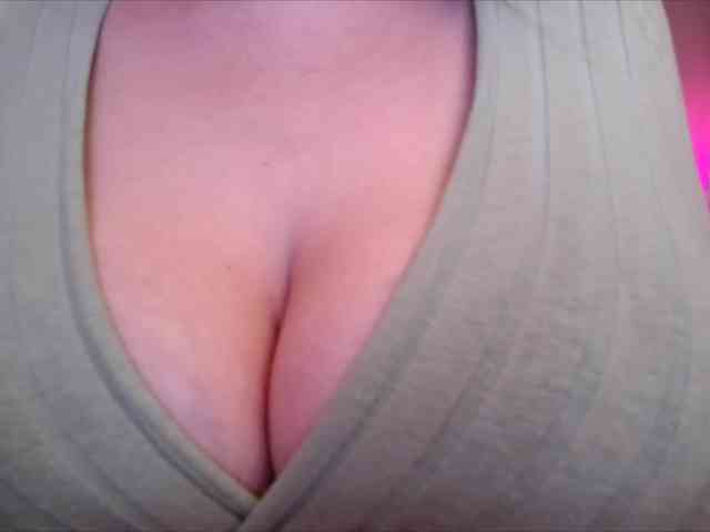 PrincessXOXO webcam