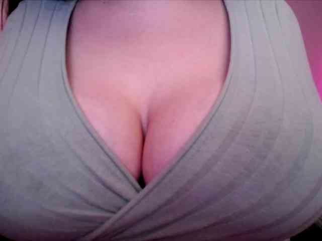 PrincessXOXO webcam
