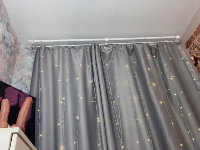 Dibellass's BongaCams show and profile