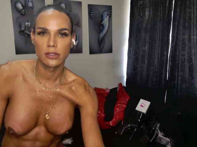 Stefania1812x cam