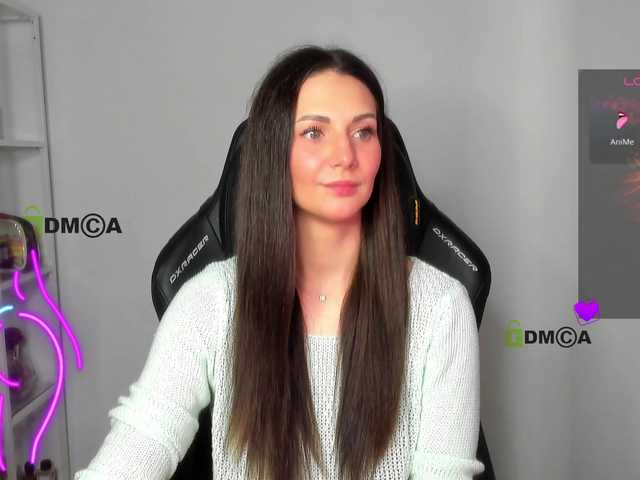 Cute-Shy live cam on BongaCams