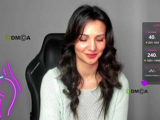 Cute-Shy's BongaCams show and profile