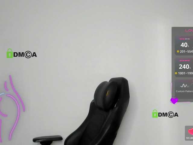 Cute-Shy's BongaCams show and profile