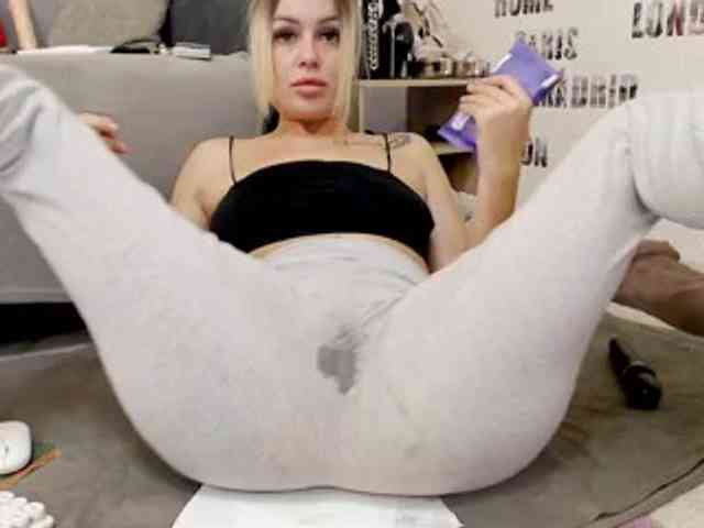 sweetdaiana23's live room