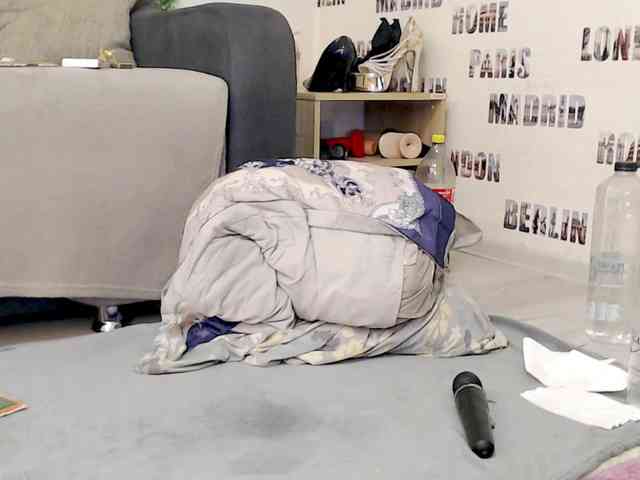 sweetdaiana23 webcam