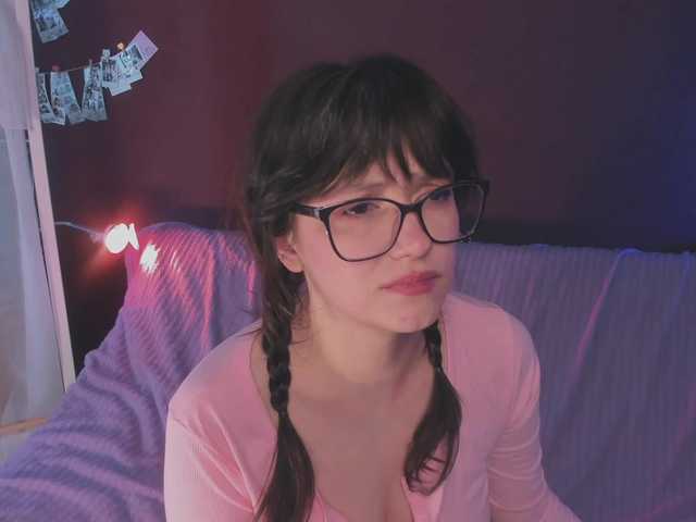 juby-yubi's BongaCams show and profile