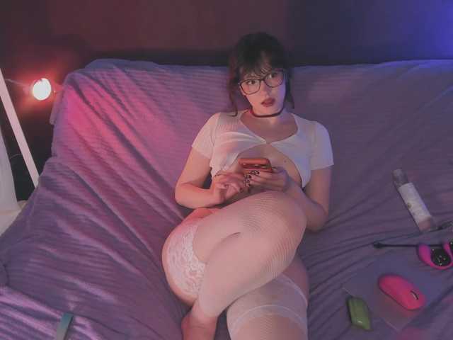 juby-yubi's BongaCams show and profile