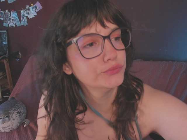 juby-yubi live webcam show